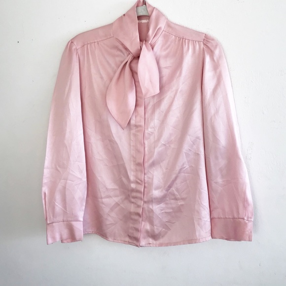 VINTAGE silky baby pink blouse with ties - Picture 3 of 6